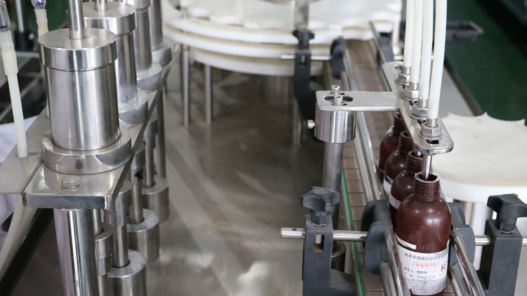 cynhyrchu peiriant llenwi 5 galwyn peiriant llenwi cwyr poeth peiriant selio llenwi dŵr sachet